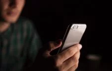 shutterstock 511987417 760x506 1 226x145 - Ways You’re Shortening the Life of Your Phone