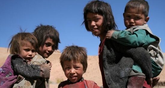 Hazara-children هزاره افغانستان