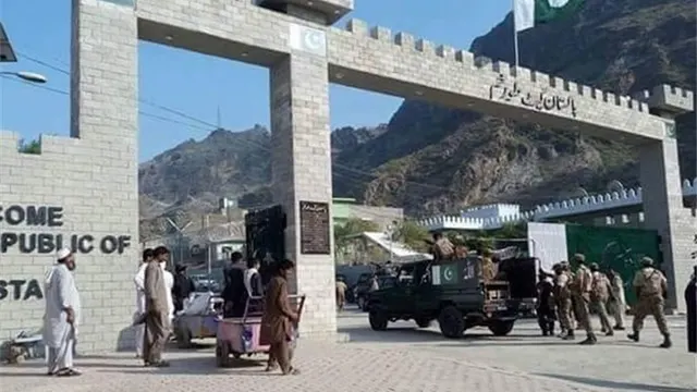 رفع ممنوعیت تردد افراد و محصولات تجارتی از گذرگاه مرزی چمن و تورخم