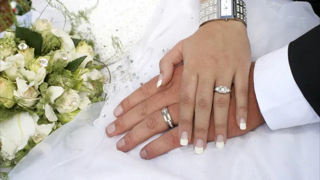 واکنش نویسنده افغان به ازدواج باشنده گان افغانستان با ایرانی ها
