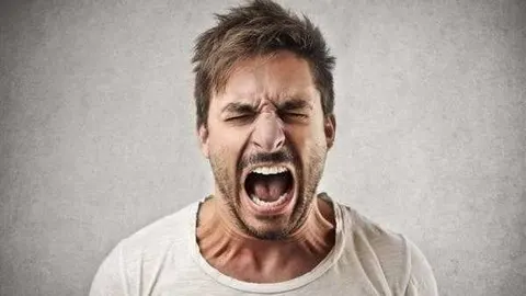 زن هندی شوهرش را عقیم کرد + عکس
