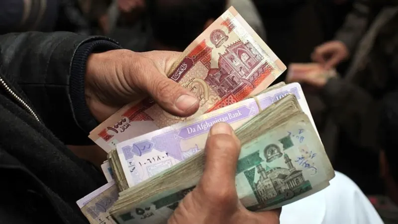 تاثیر منفی گفتگوهای صلح روی تجارت و سرمایه‌گذاری در کشور
