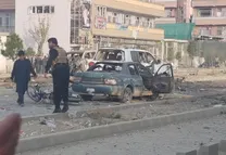 حمله بر کاروان‌های معدن در بامیان؛ چندین موتر آتش گرفت