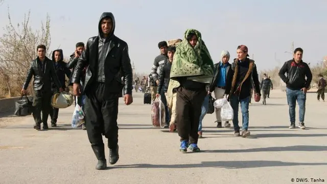 طالبان: جوانان به جای مهاجرت به افغانستان خدمت کنند