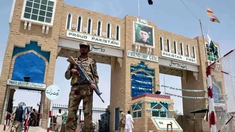 بازگشایی دوباره گذرگاه سپین بولدک به روی مسافرین
