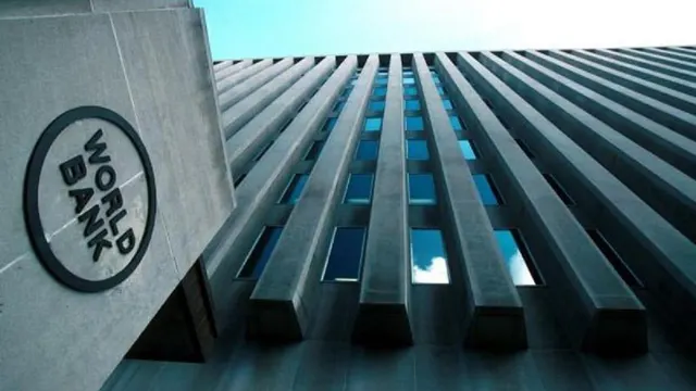 گزارش بانک جهانی از تبدیل شدن جمهوری اسلامی ایران به بزرگ‌ترین شریک تجاری افغانستان