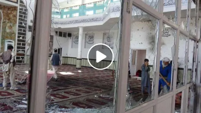 ویدیو/ اعتراض باشنده‌گان ولایت پروان به حمله بالای نمازگزاران در یک مسجد