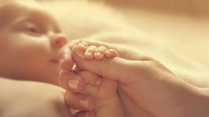 تأکید صندوق جمعیت سازمان ملل بر تقویت ظرفیت قابله‌ها در افغانستان