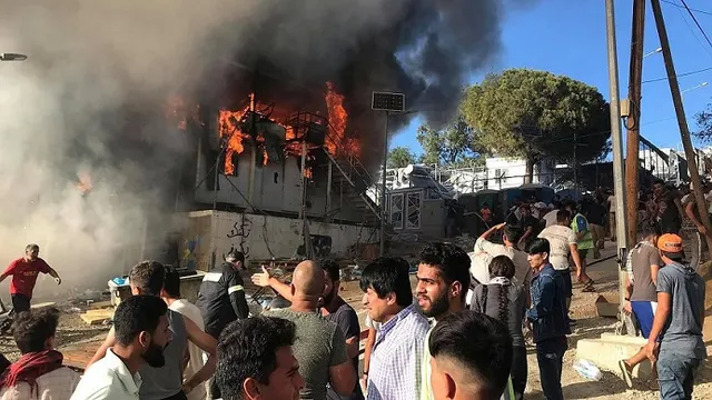 محاکمه دو باشنده افغان به جرم دست داشتن در آتش‌سوزی کمپ جزیرۀ لیسبوس یونان