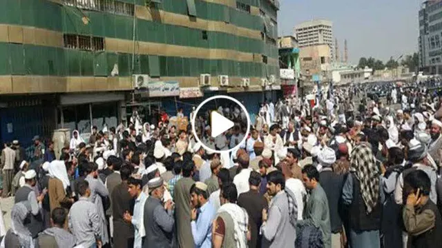 ویدیو/ تصاویری از لحظات پس از انفجار در سرای شهزاده کابل