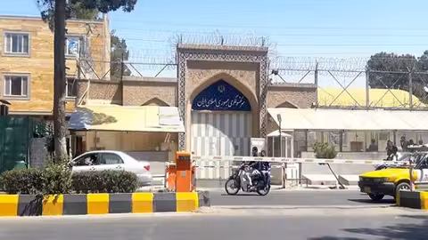 واکنش وزارت خارجه ایران به تظاهرات خشونت بار در برابر قنسولگری این کشور در هرات