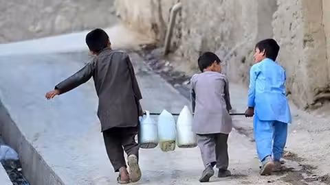 اوچا: ۱۶ ملیون نفر در افغانستان نیازمند آب پاک هستند