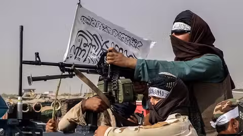 شعله‌ور شدن آتش جنگ در سرحدات؛ درگیری سنگین نیروهای طالبان و ارتش پاکستان در ننگرهار
