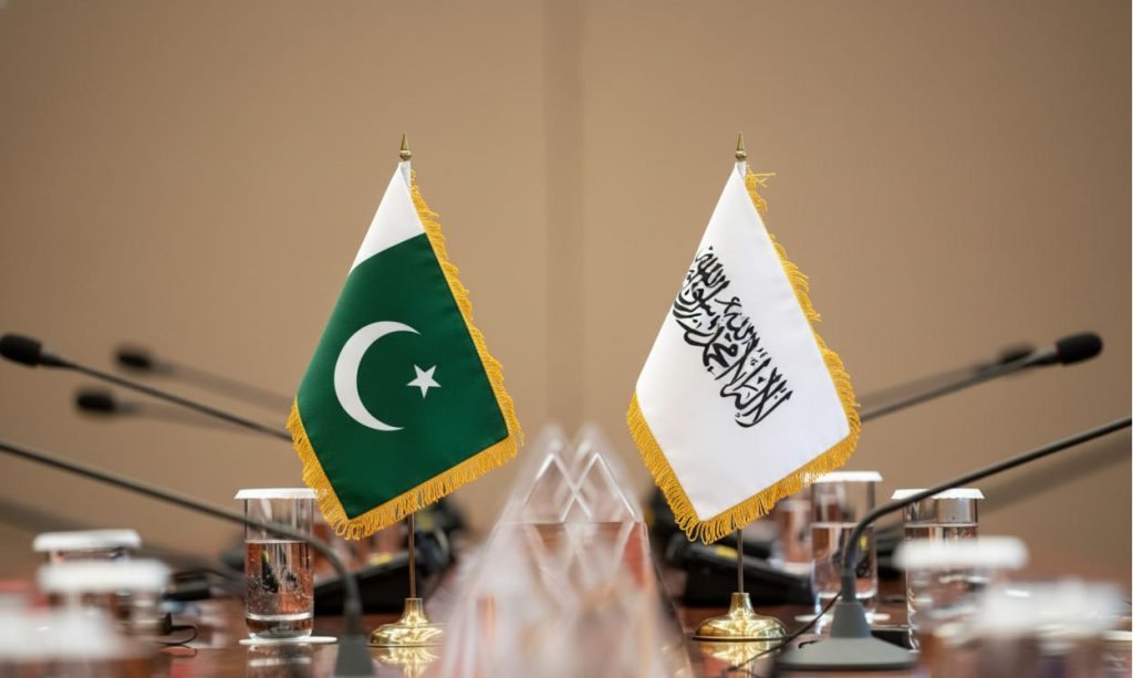 کابل او اسلام اباد د سولې خبرو ته ژمن دي