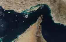 تصویر ماهواره‌ای تنگه هرمز و سواحل جنوب خاوری