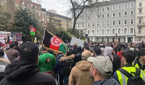 ​خشم جهانی از تجاوزات اسلام‌آباد؛ تظاهرات گسترده افغان‌ها در لندن و اسلو علیه ارتش پاکستان