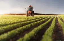 درخواست رسمی طالبان از روسیه برای ازسرگیری واردات موترآلات سنگین و محصولات زراعتی