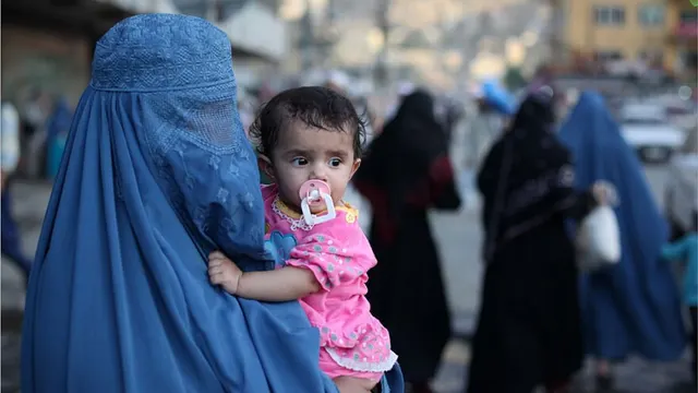 زنان افغانستان پس از ۵ سال هنوز از حقوق خود محروم‌اند