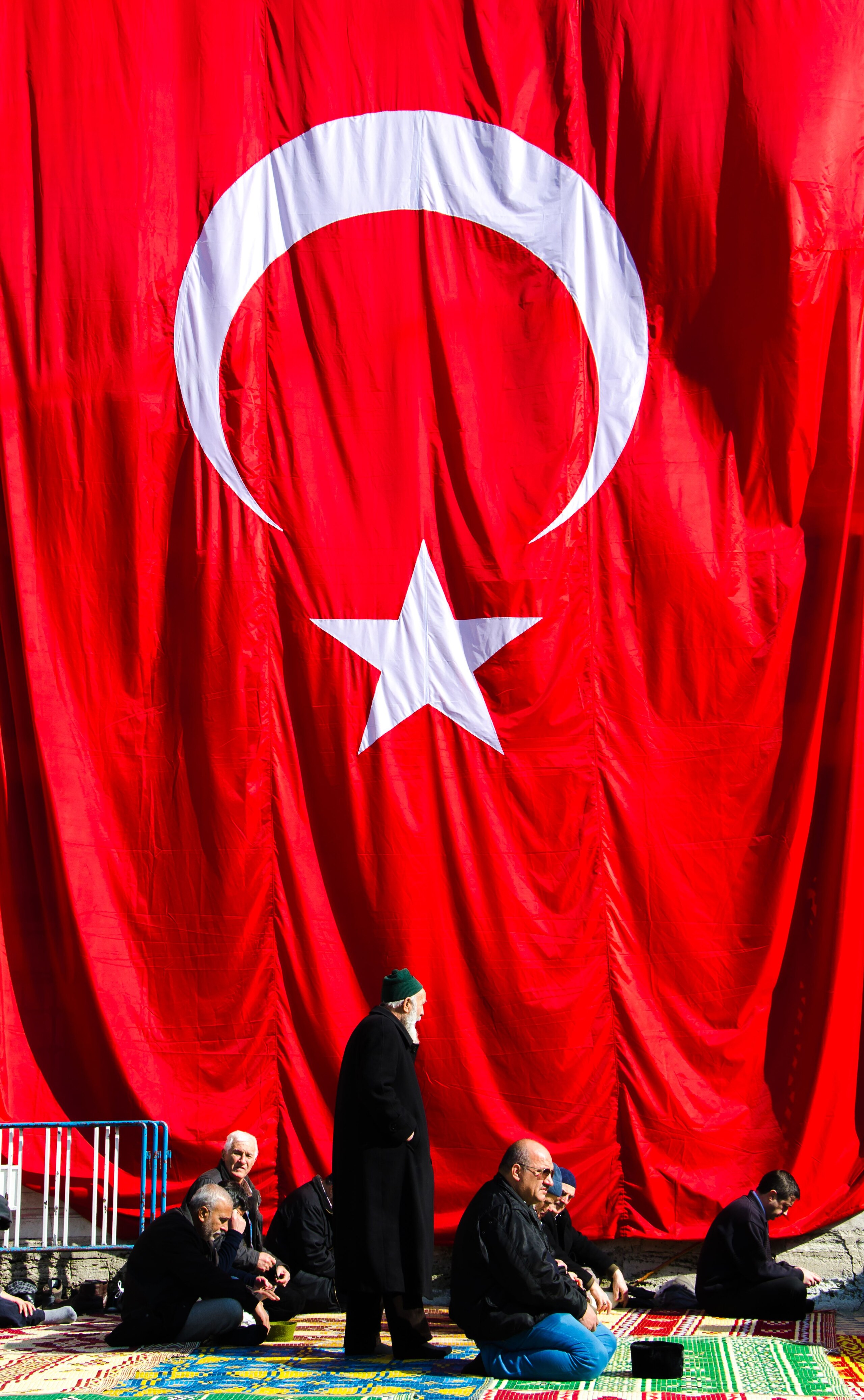 Turkey’s Intelligence Chief Engages in Security Talks in Afghanistan and Pakistan