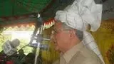 به وزیر فرهنگ الفبای دری بیاموزید!